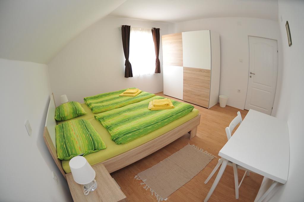Apartments Zugec Seliste Dreznicko Quarto foto